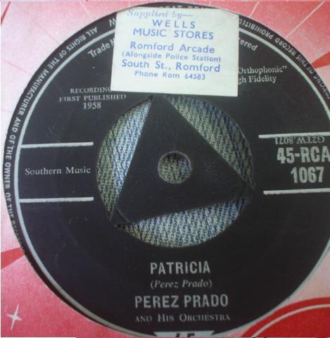 

7inch Record PEREZ PRADO HIS ORCHESTRA Patricia Why Wait 45RCA1067 RCA 1958 UK Jazz Used