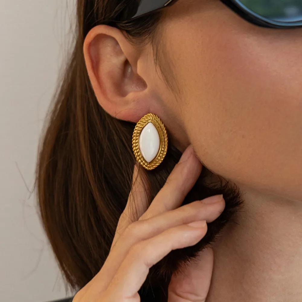 New Fashion Elegant Inlaid Resin Stainless Steel Stud Earrings for Women Retro 18K Gold Plated Geometric Earring Jewelry Gift