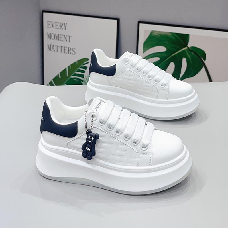 McQueen s new spring heightening casual shoes platform muffin shoes board shoes 34