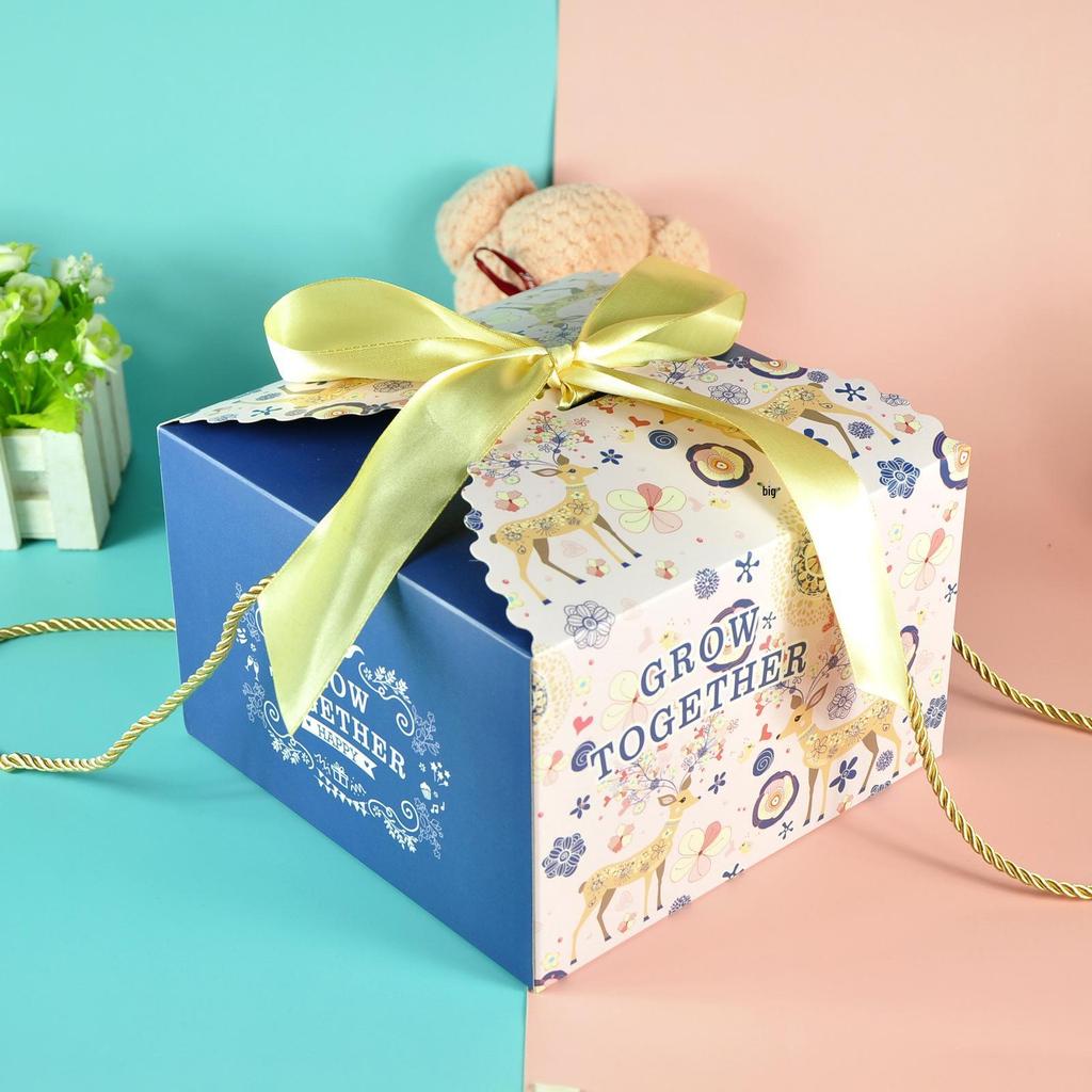 Cartoon Kids' Birthday Gift Box: Hand-Painted, Candy Souvenir & Egg Packaging for First Birthdays and Weddings