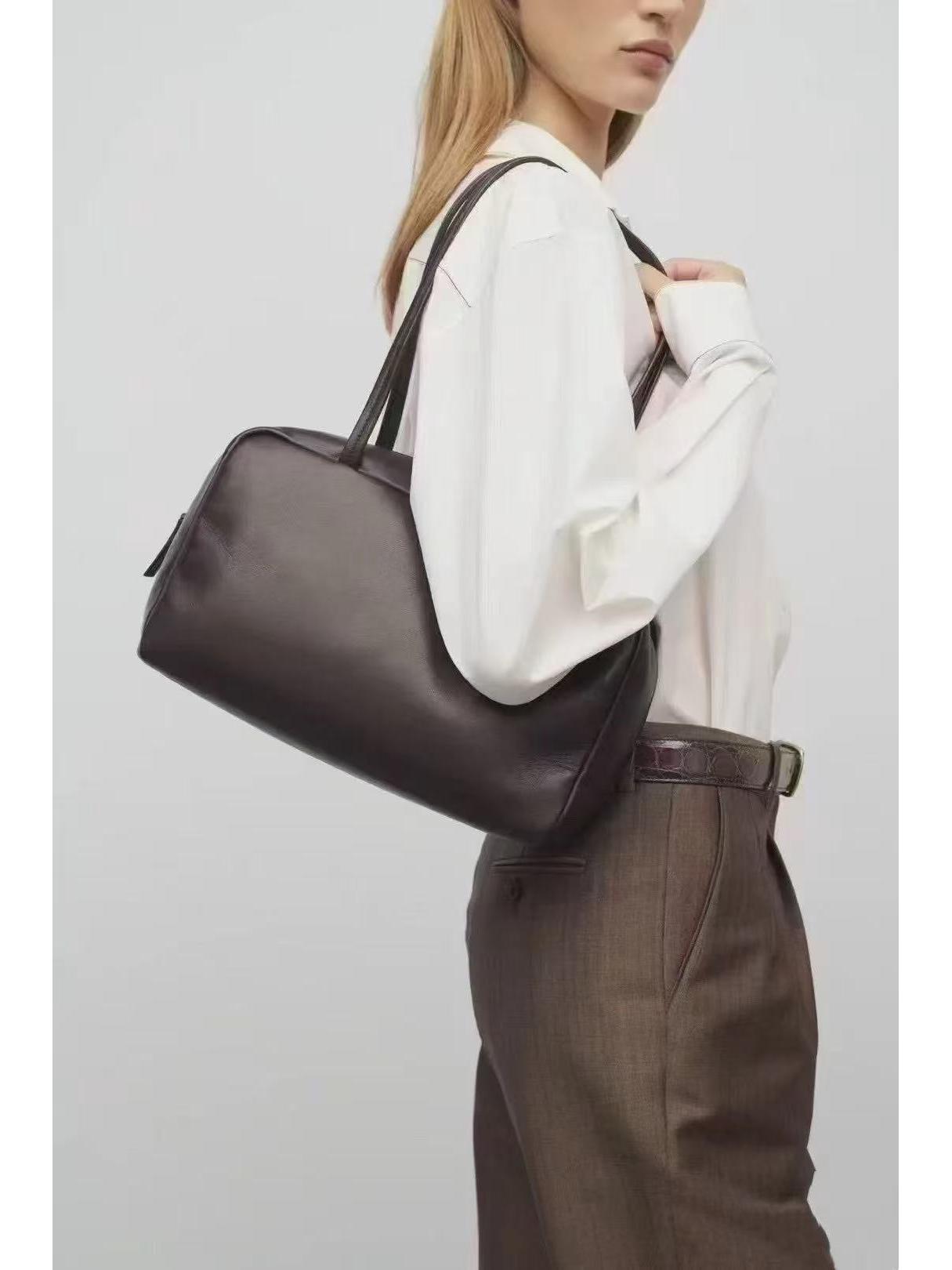 

Сумка через плечо из коровьей кожи в стиле Дженни: Минималистичный, Универсальный, Большой вместимости для женщин темно-коричневого