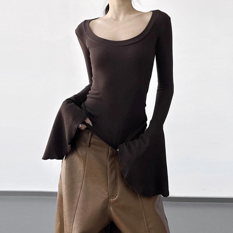 Острая Девушка Футболка с V-образным вырезом, расклешенными рукавами, длинным рукавом, стройнящая - Женская мода Весна/Осень 2025 Medium