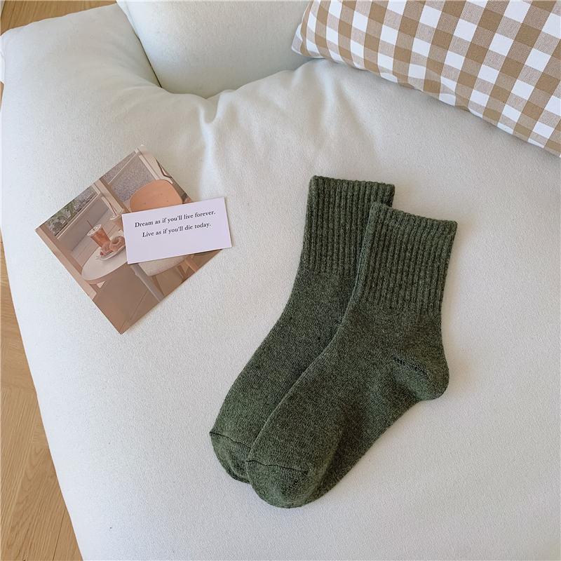 

Socks Winter Girls Flat Socks Solid Color Simple And Versatile Warm Thickened Cotton Mid-Leg Socks One size fits all зелений