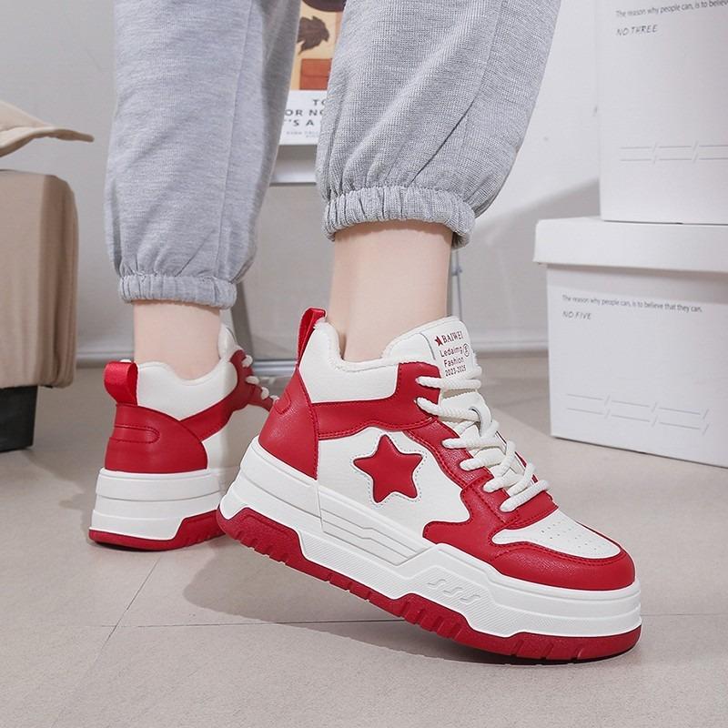 2024 Women's Thick-soled Sports Shoes Casual and Comfortable Star Pattern Design Versatile Outdoor Running Lace-up Sports Shoes