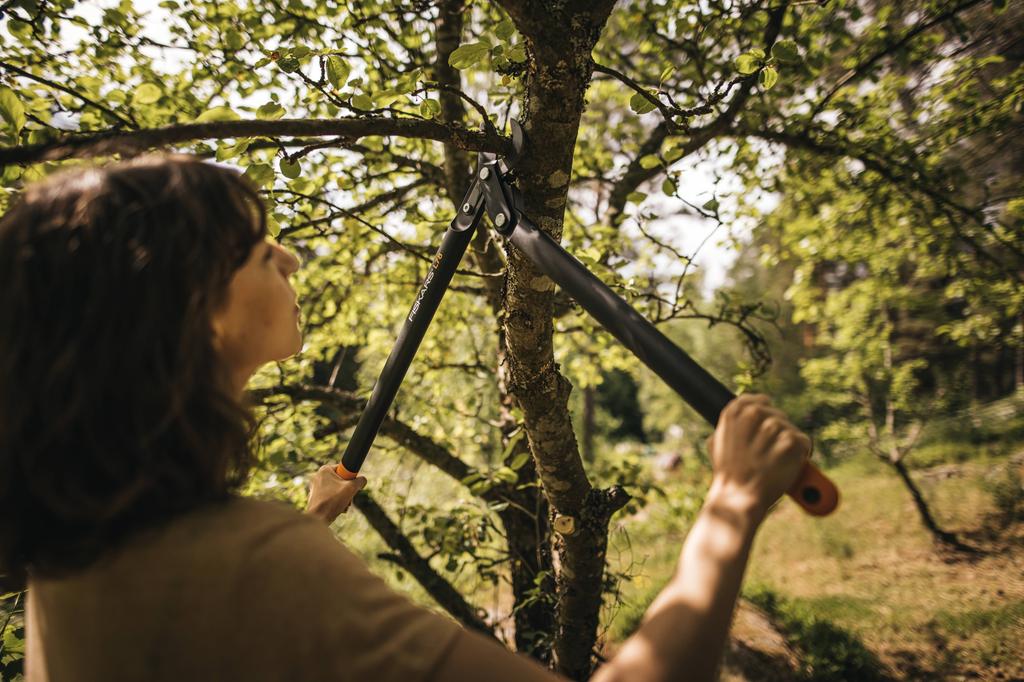 Fiskars Powergear Sekator Ogrodowy Nożycowy Dwuręczny Do Gałęzi Krzewów L78