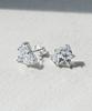 Alleun Silver 925 Cubic Cubic Chubby Heart Bold Stud Silver Earrings