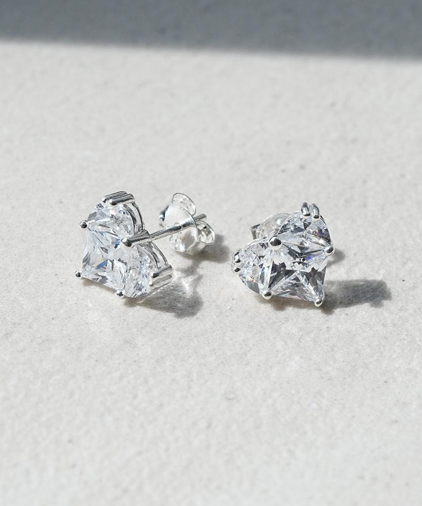 Alleun Silver 925 Cubic Cubic Chubby Heart Bold Stud Silver Earrings