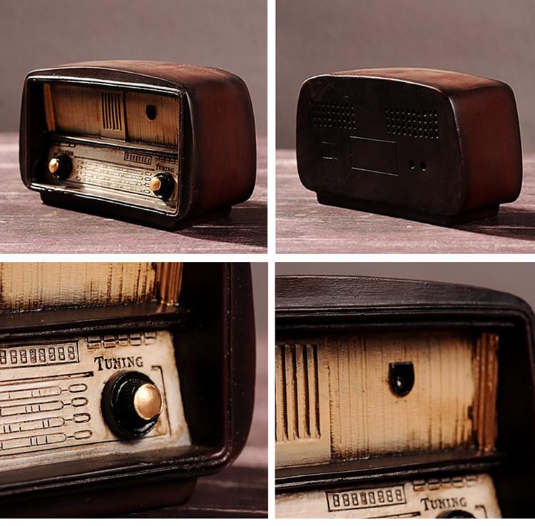 Vintage European Nostalgic Resin Radio Ornament – Retro Gift Craft