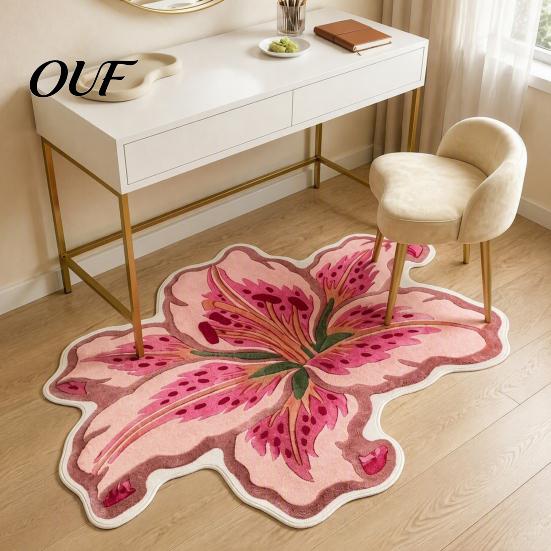 Decorative Lily Shape Rug Floor Mat, Absorbent Velvet for Bathroom And Entrance, Non-slip Comfortable Barefoot Mat Flower Bedroom Dressing Table, Soft