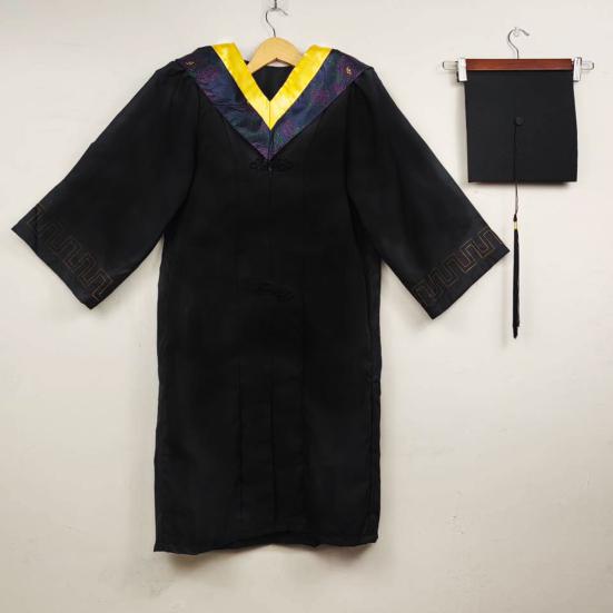 Unisex Matte Graduation Cap Gown Set with Fake Shirt Collar And Neck Tie Professional Formal Attire Bachelor's Uniform for High School College