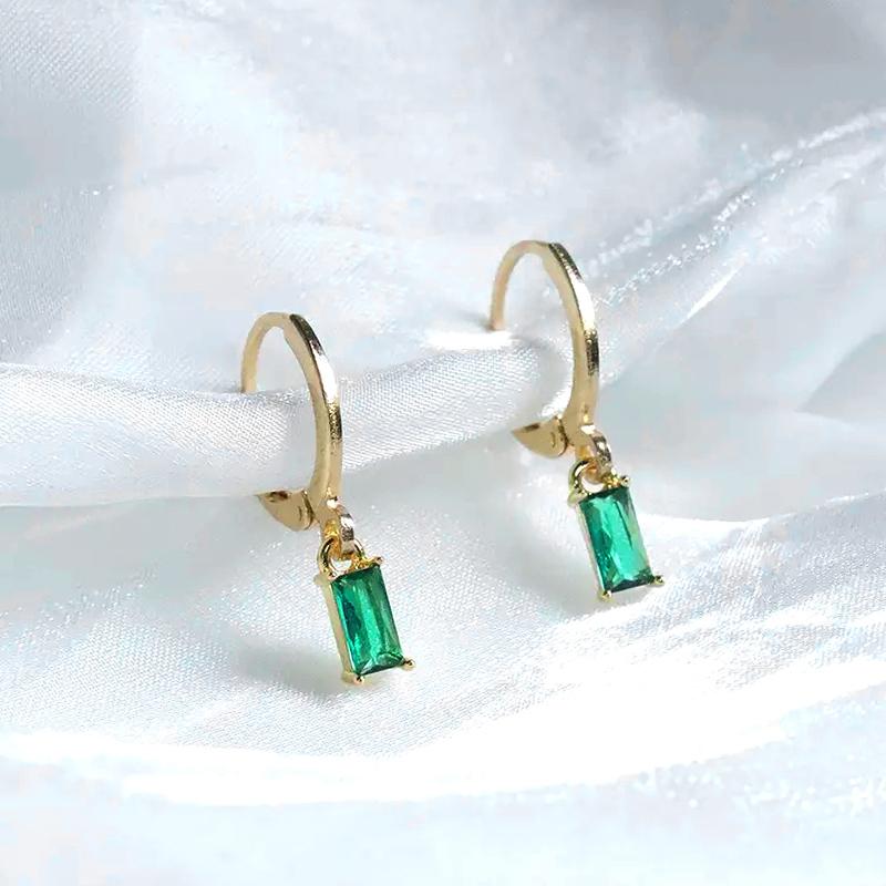 Huitan Cercei Pandantiv Trendy și Simpli pentru Femei Zirconiu Verde Strălucitor Accesorii pentru Logodnă Bijuterii Statement pentru Doamnă