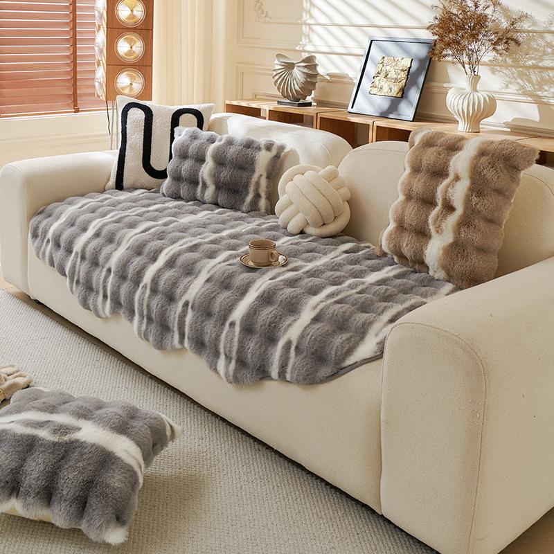 

Special-Shaped Irregular Rabbit Plush Sofa Cushion Winter New Seat Cushion Thickened Non-Slip Sofa Cover Cross-Border 90*90cm
