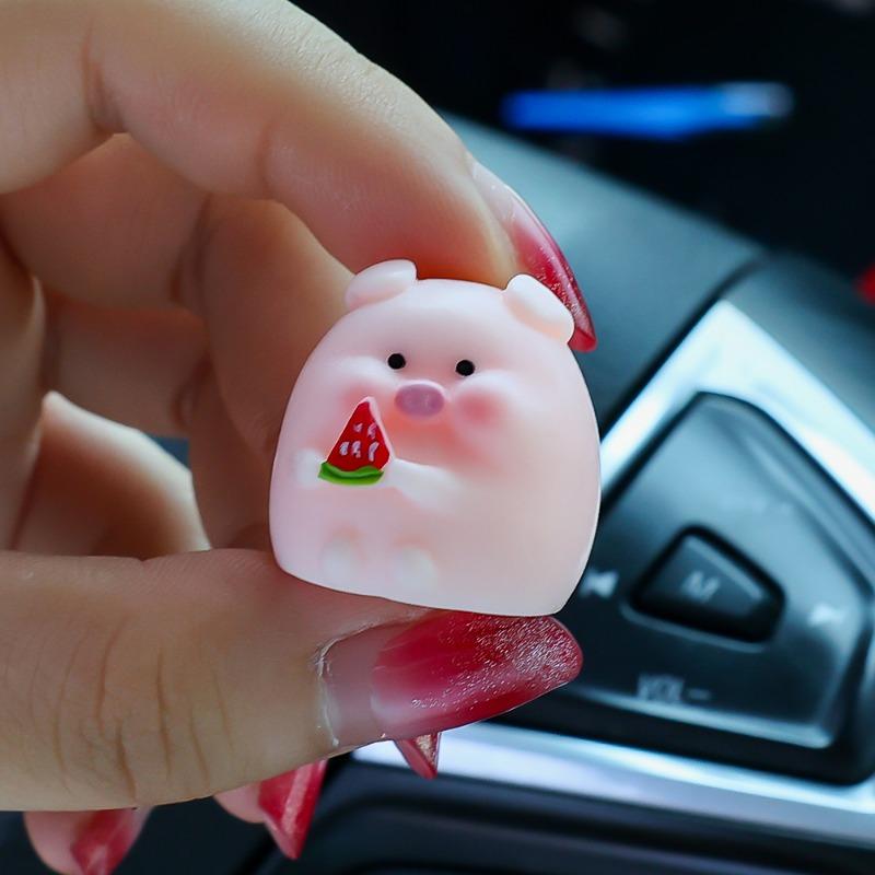 Auto Mini Schwein Ornamente Auto Mittelkonsole DIY Dekoration Anhänger Cartoon Harz Ferkel Hausfiguren Miniatur Schreibtisch Dekor