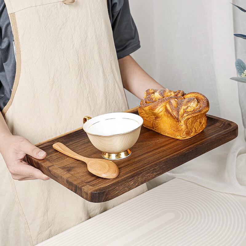 Ru Han Small Round Wooden Steak & Serving Plate