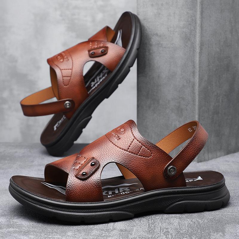 

Мужские сандалии 2025 новые летние кожаные мягкие подошвы нескользящие пляжные туфли большого размера повседневная одежда крутые шлепанцы 44 коричневый