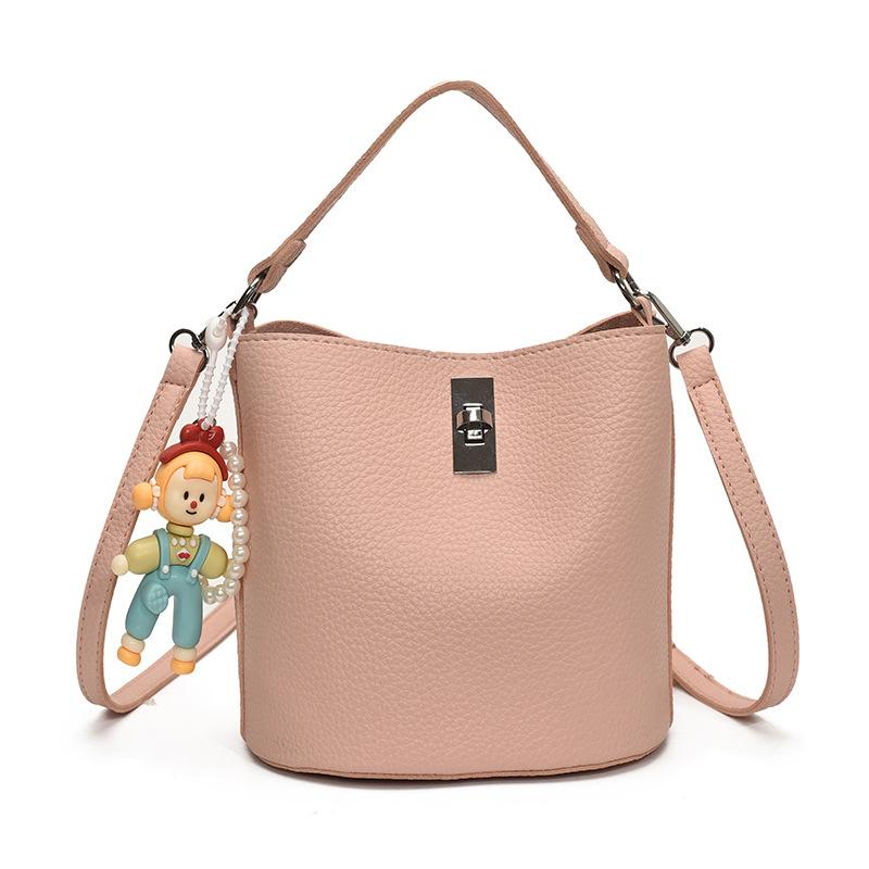 Small Bag Women's Summer New Versatile Niche Design Messenger Bag Bucket Shoulder Bag
