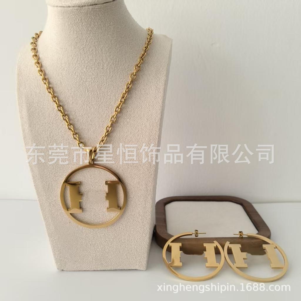 Xiangjia Stainless Steel Double C Necklace & Earrings Set