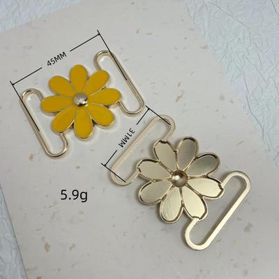 European Style Drip Oil Daisy Alloy Buckle for Fashionable Underwear and Swimwear