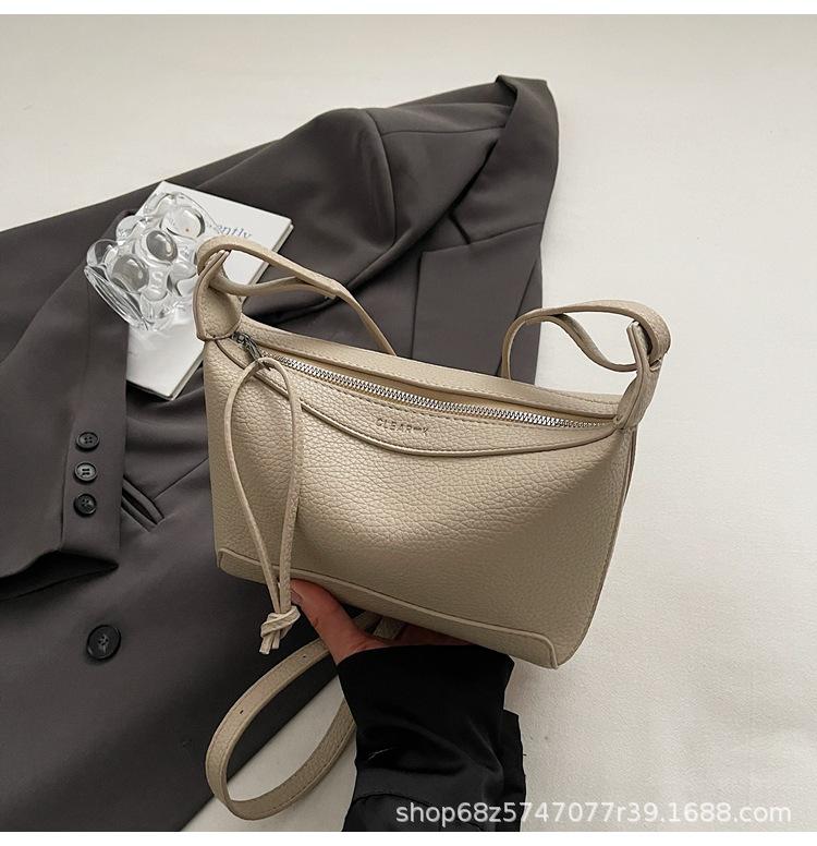 Niche underarm bag women 2025 new trendy fashion lunch box bag baguette shoulder bag high-end dumpling messenger bag