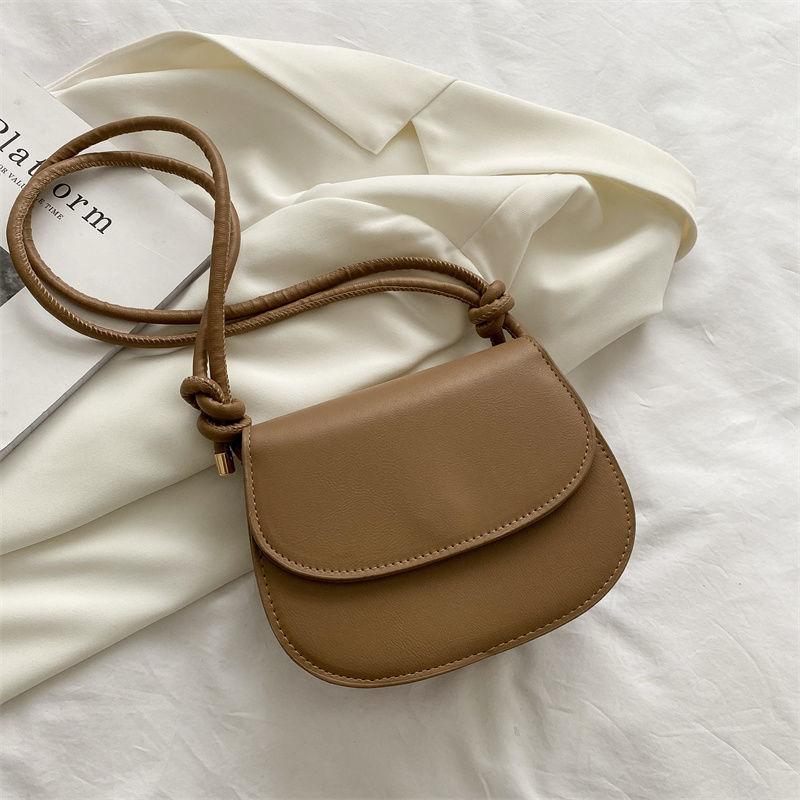 Underarm bag bag women's saddle bag retro high-end messenger bag ins niche design small bag