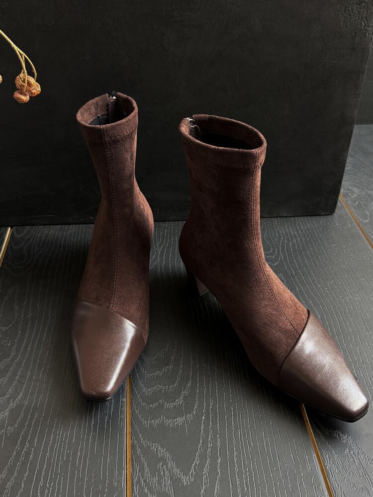 Giant Beauty~ Coarse Heel Short Boots Women's New 2025 Autumn and Winter Suede Boots Square Head Short Boots Design Skinny Women's Boots