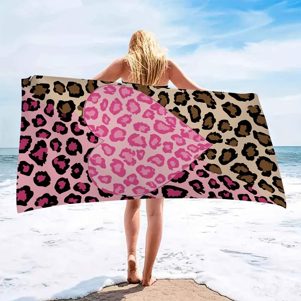 1pz Asciugamano da Spiaggia in Microfibra, Stampa Leopardata Rosa con Cuori, Materiale Ultra-Morbido, Leggero e Assorbente, Ideale per lo Yoga