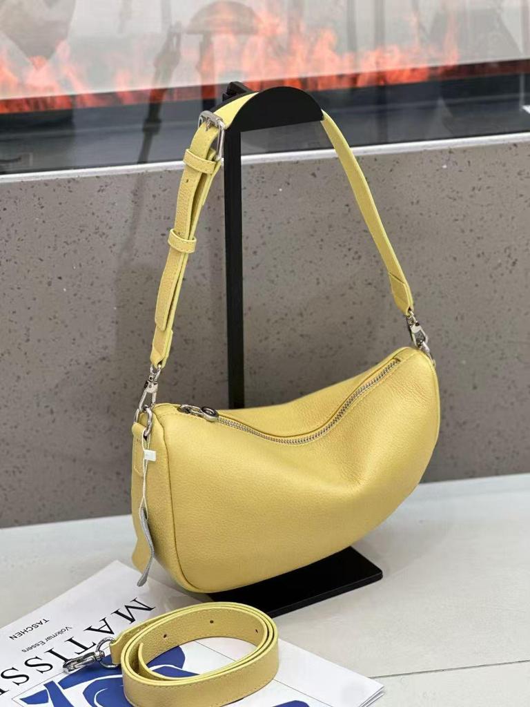 Korean Style Crescent Women's Handbag - Genuine Leather, Large Capacity, Versatile Shoulder Bag