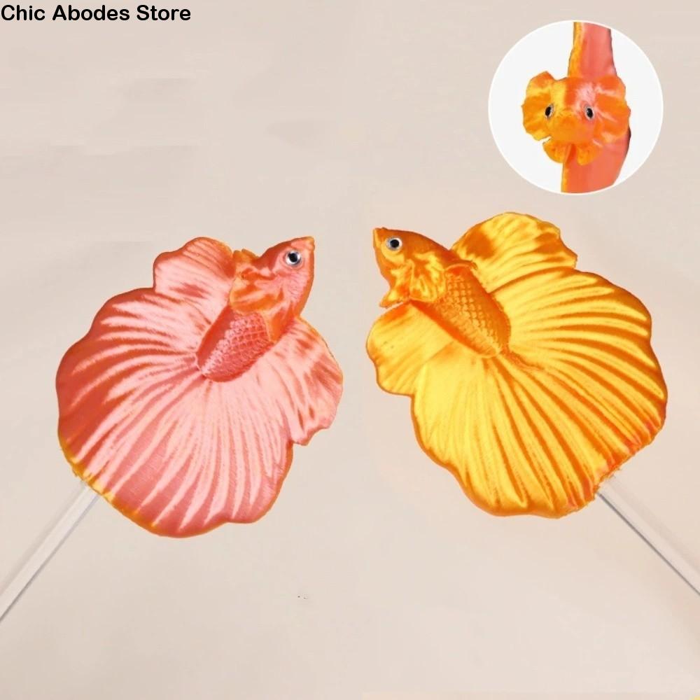 Lange Angelrute zum Reizen Fischstäbchen Fischförmig Bunt Simulation Betta-Stäbchen Harz Betta Trainingsstab Aquarien Zubehör