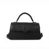 Einfarbige Handtasche mit schlichter Textur 2025 Mode Schulter-Umhängetasche kleine quadratische Tasche Tide Frühling und Sommer neue Modelle
