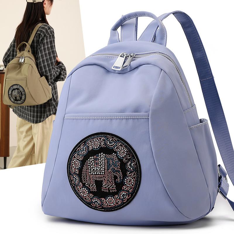 A Fashionable and Casual Backpack for Women, A Lightweight and Large-capacity Travel Backpack