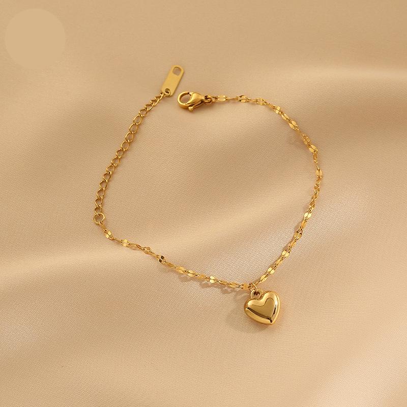Charming Pastoral Heart Pendant Bracelet - French & Korean Inspired, Non-Fading, Girly Student Style