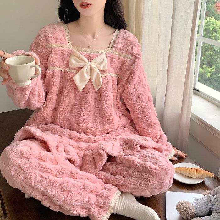 Women's Princess Style Coral Velvet Pajamas - Autumn Lace, Thick & Warm Home Suit