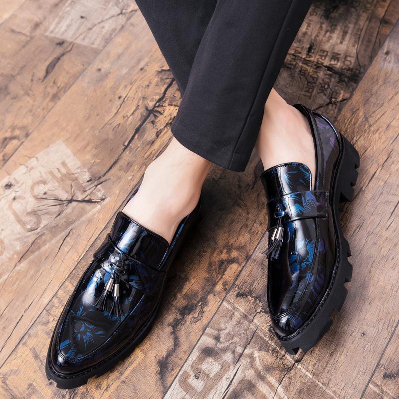 Small leather shoes men's British pointed hair stylist cover feet casual glossy trendy shoes platform heightening nightclub men's shoes