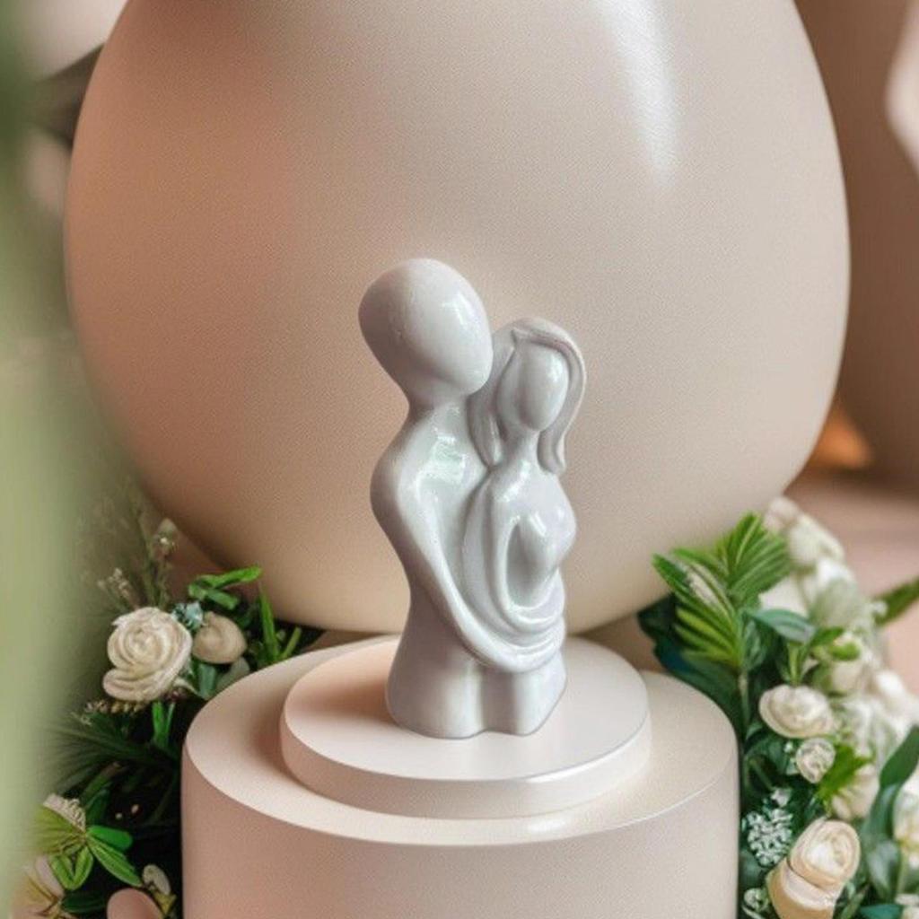 Abstract Couple Ornaments Romantic Valentine's Day Love Decoration Home Desk Living Room Ornaments Resin Handicrafts