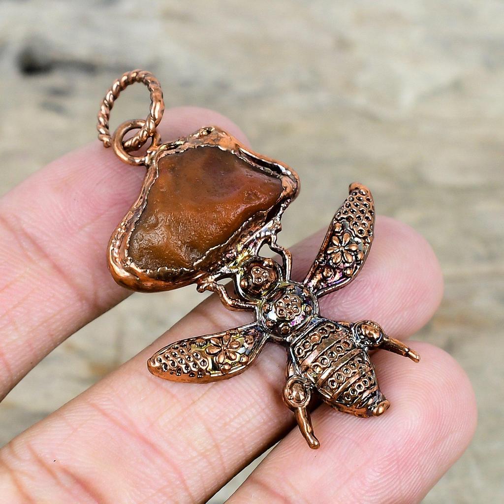 Carnelian Rough Pendant Electroformed Copper Pendant Gemstone Pendant Handmade Honey Bee Pendant Copper Jewelry Gifts for Her Unique Pendant