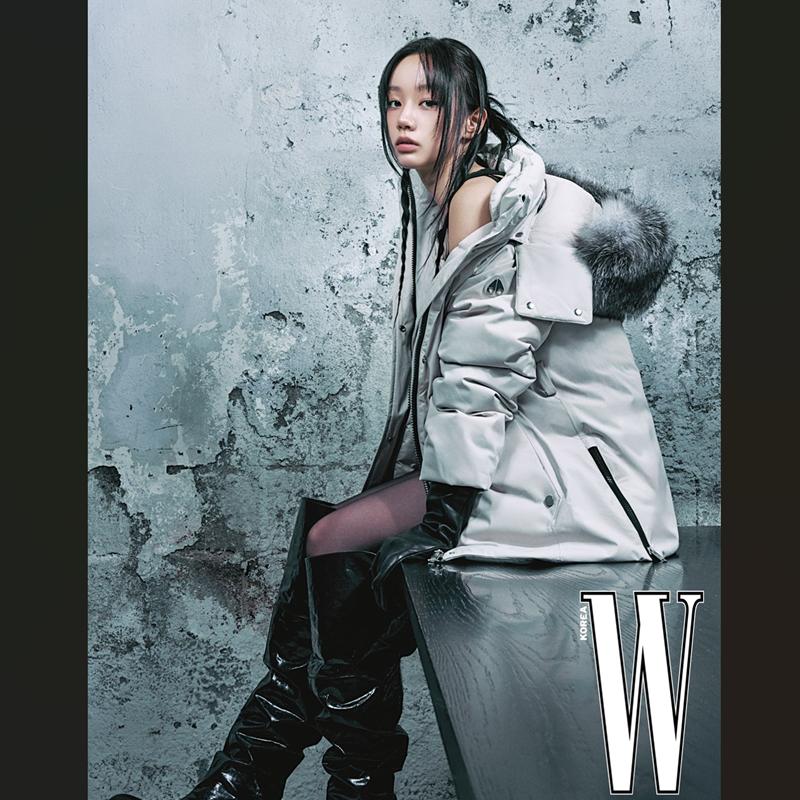 [Pre-order] W KOREA - G-DRAGON COVER [NOV Issue 2025](+Translation)