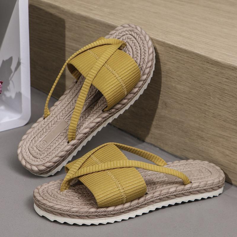 New Beach Vacation Toe Thong Flip Flops Fashionable Summer Sandals