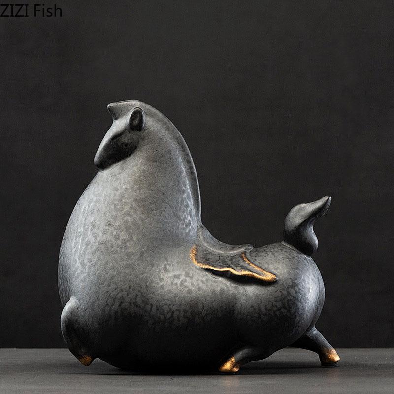 Creative Fat Horse Porcelain Statue Desk Ornaments Horse Ceramic Sculpture Living Room Decoration Crafts Vintage Home Decor