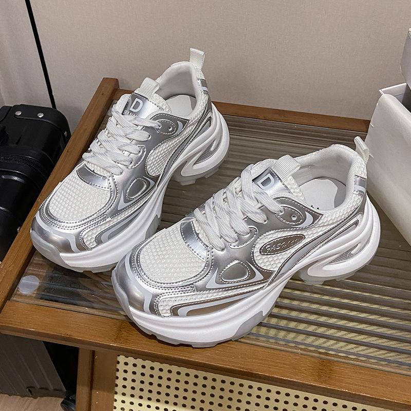 

European station 2025 thick-soled silver dad shoes women s summer new breathable mesh fashion height-increasing casual sports shoes 40
