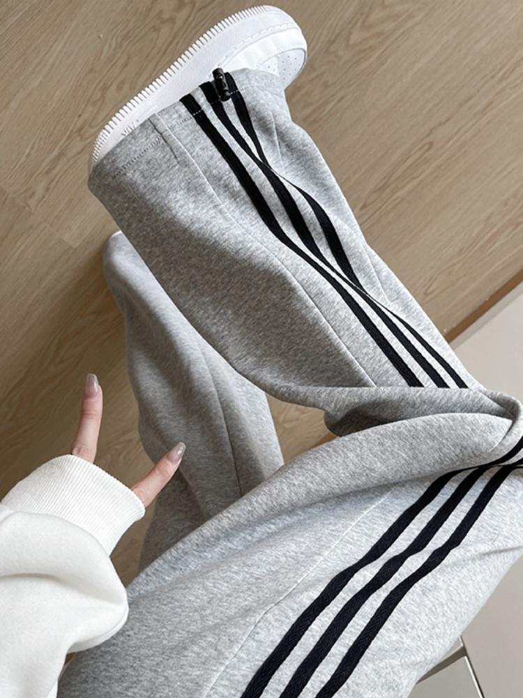 

Striped Sports Pants, Women s Spring and Autumn Straight Leg Loose Sweatpants, Lazy Three Bar Wide Leg Pants S серый