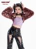 Set alla moda con giacca in pelliccia e pantaloni lunghi a stampa leopardo per performance di danza jazz per bambine