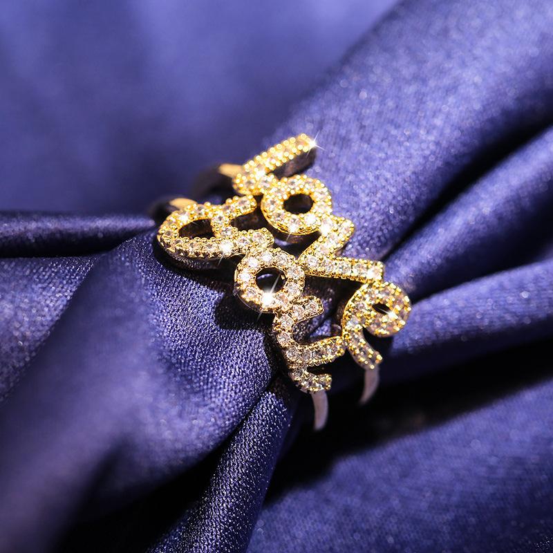 

Кольцо женское с бриллиантами в виде английской буквы Love LOVE No. 10