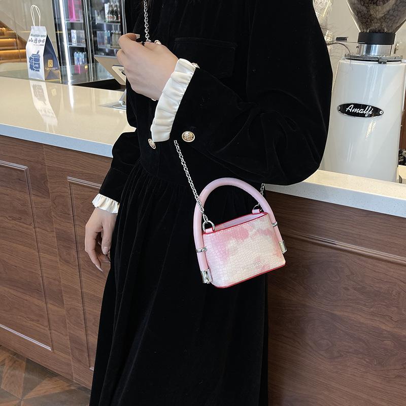 

Стильная нишевая сумка-ведро с принтом, женская сумка, новая весенняя сумка-мессенджер через плечо 2024 года розовый