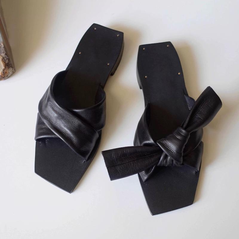 Cowhide version~ niche cross bow square head slippers women's outer wear summer flat bottom low heel one word sandals