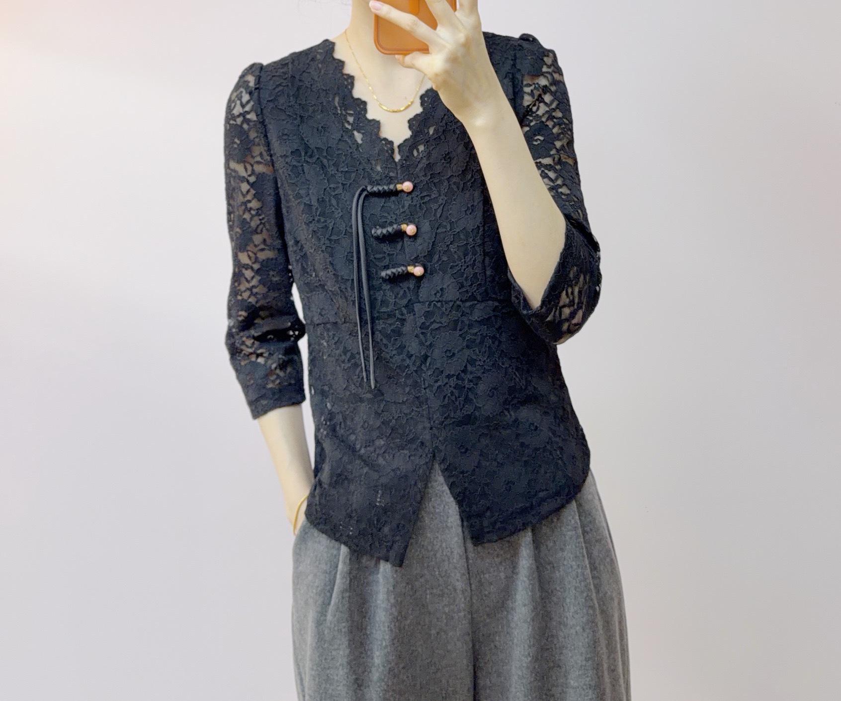 2026 Spring Arrival: Elegant Lace Frog Button Long Sleeve Pullover Top M (45-54 kg) чёрный