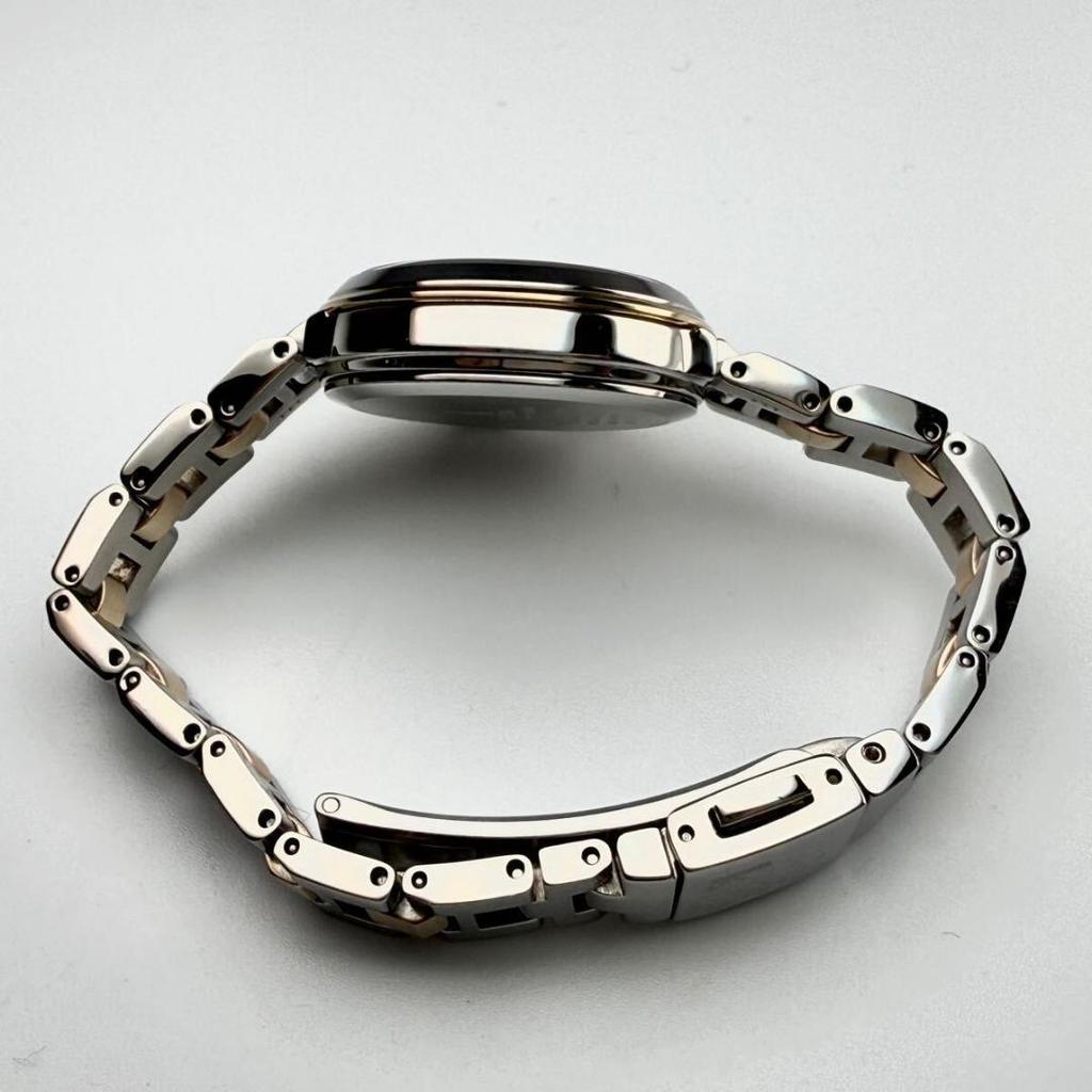 [USED] Highly functional Seiko Lucia watch, Date Roman, radio-controlled solar, combination