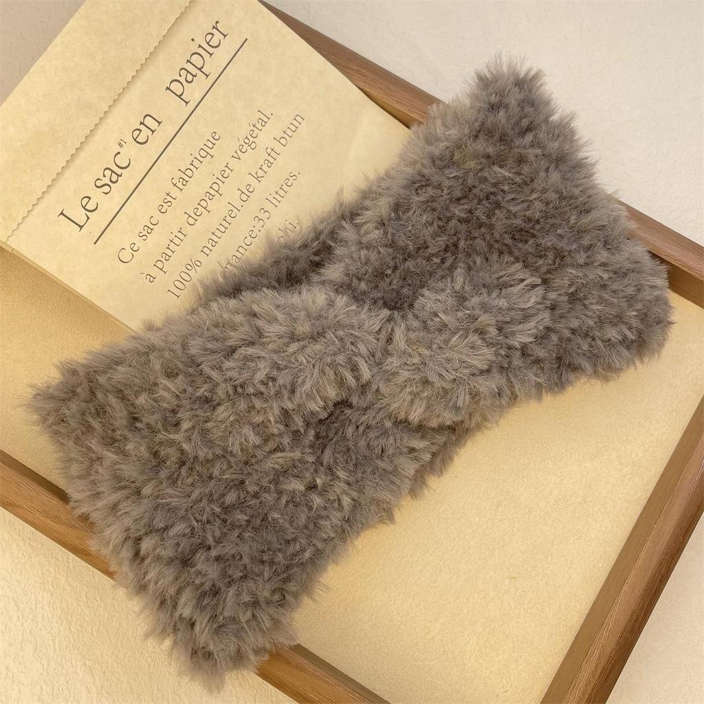 Women's Winter Plush Retro Elastic Headband with Earmuffs - Thick, Warm, Cold-Proof Fashion Accessory