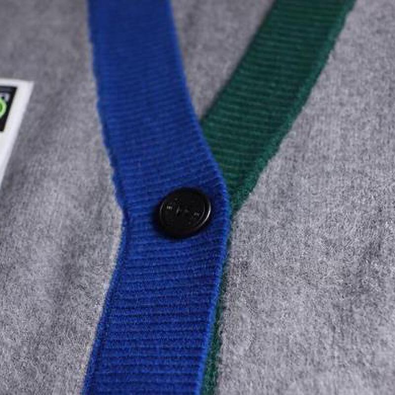 Høst og Vinter Damegensere V-hals Langermet Cardigan Jumpere Strikk Patchwork Løs Genser Tykk Spleiset Elegant Yttertøy Lommer