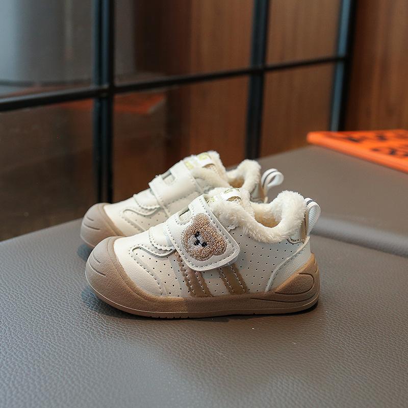 Baby toddler shoes 2025 winter velvet new children's shoes soft sole boys baby shoes girls non-slip shoes