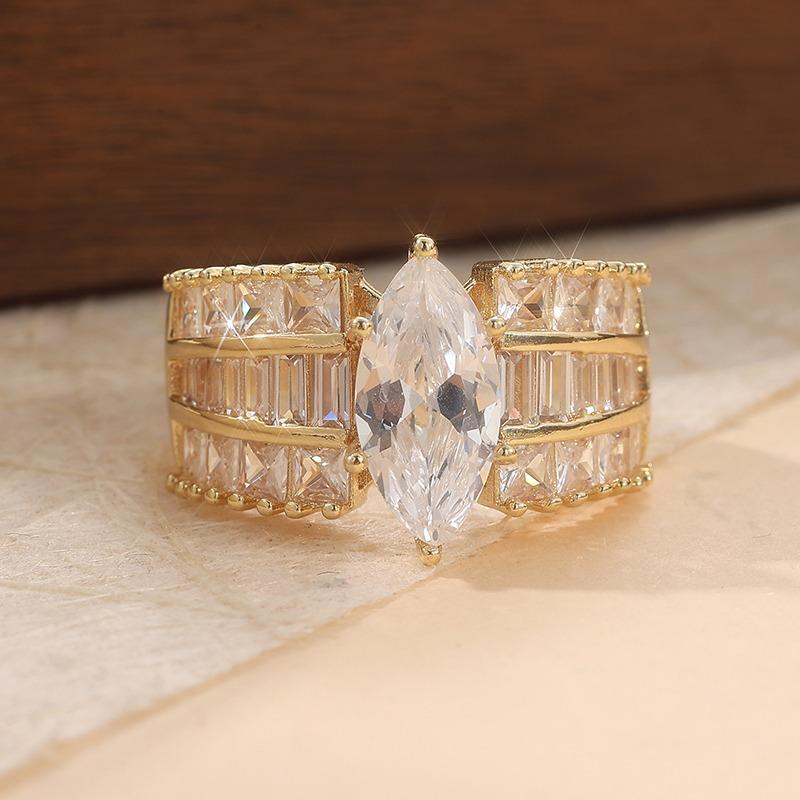 Fashion Gold Color Square Inlaid White CZ Women's Ring Geometry Daily Wear Party Jewelry